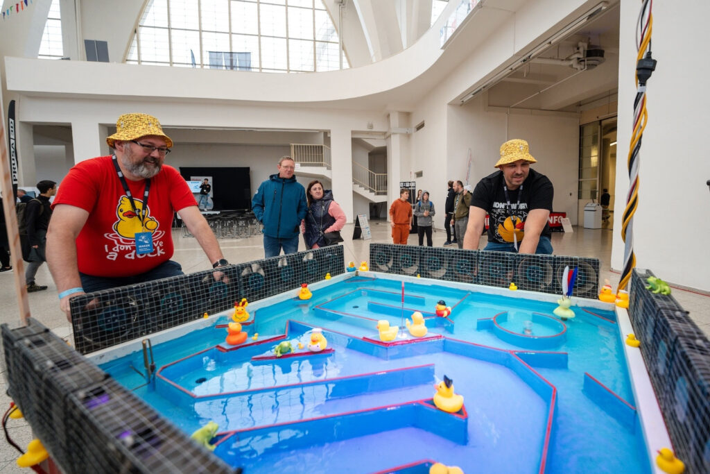 Makeři na Maker Faire Brno